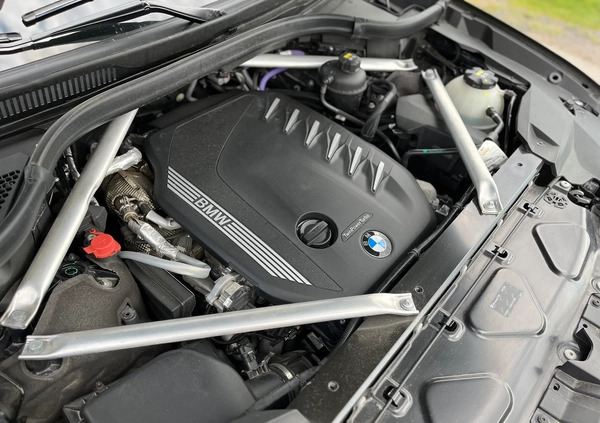 BMW X7 cena 375000 przebieg: 35200, rok produkcji 2020 z Przecław małe 407